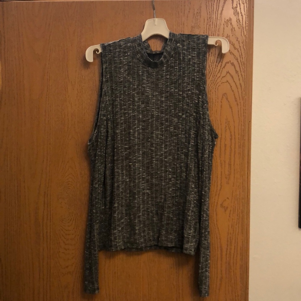 gray speckled open shoulder turtle neck